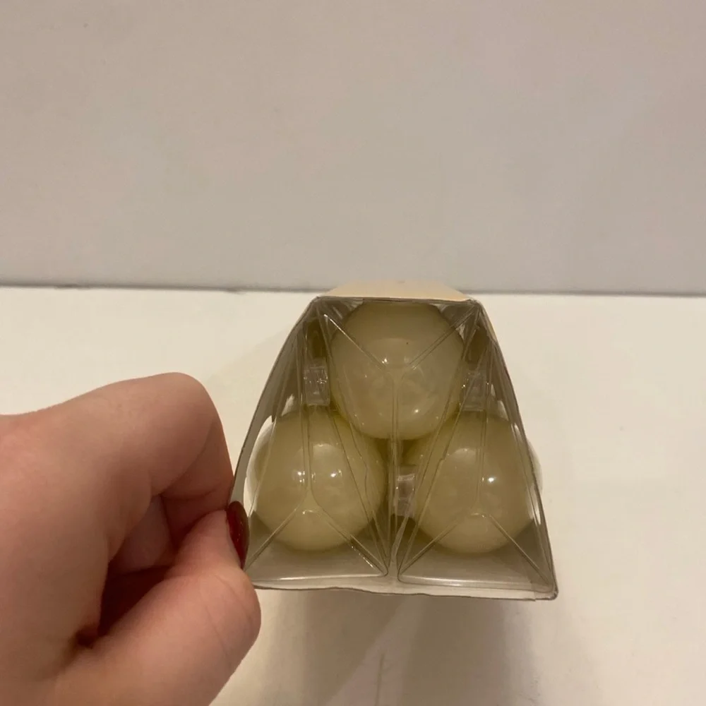 Pottery Barn Sphere Candles 1